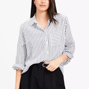 LOFT Dobby Everyday Relaxed Pocket Shirt